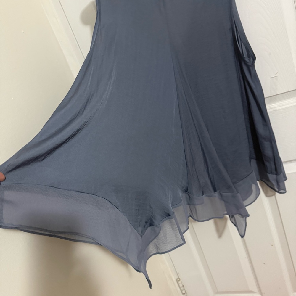 Simply Vera Vera Wang Charcoal Sleeveless V-Neck Blouse - Picture 3 of 5
